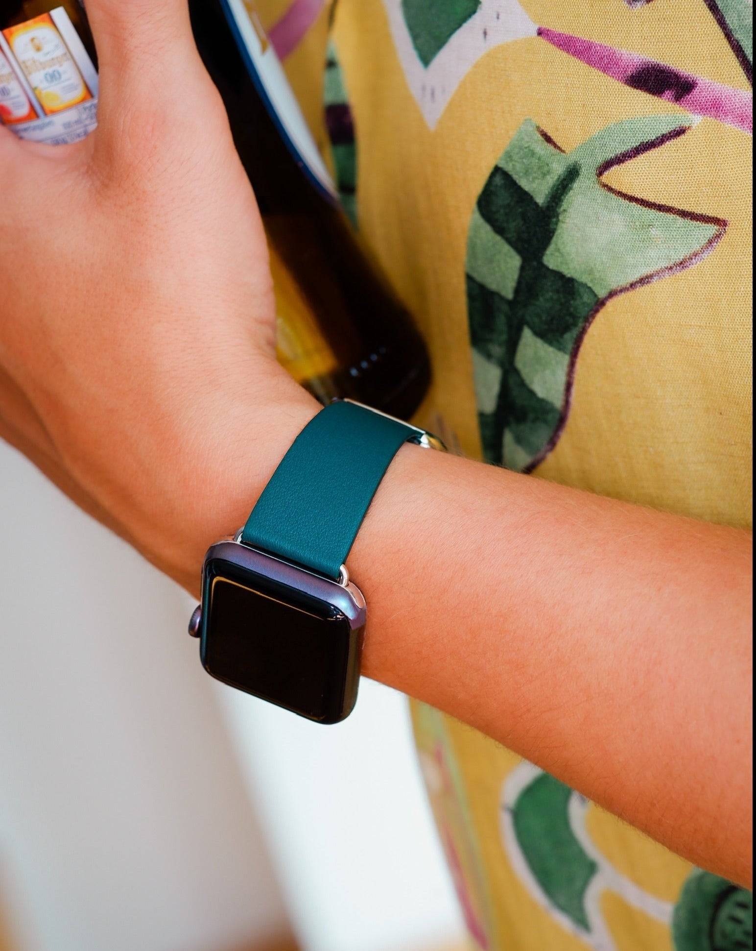 Magnetic Buckle, Modern Buckle Forest Green | Modernes Lederarmband für Apple Watch (Grün)-Apple Watch Armbänder kaufen #farbe_forest green