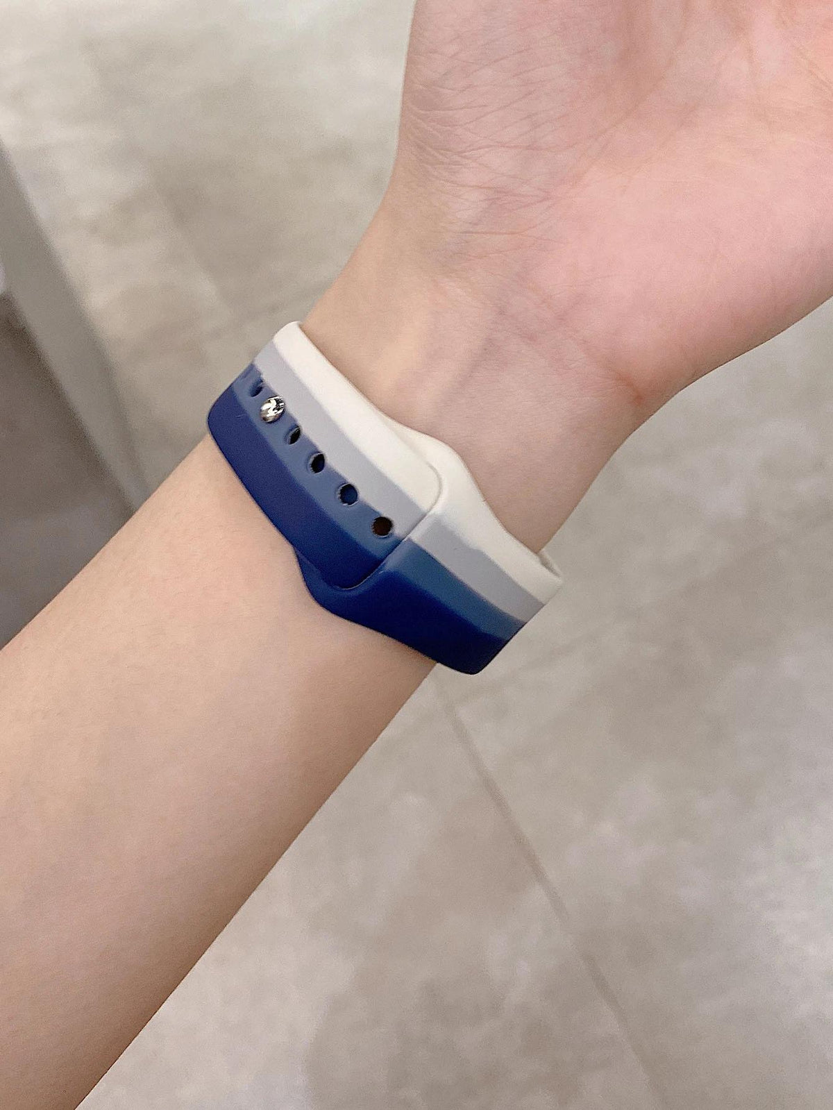 Blue Silikon Colour-Block Loop | Armband für Apple Watch (Blau)-Apple Watch Armbänder kaufen #farbe_blue